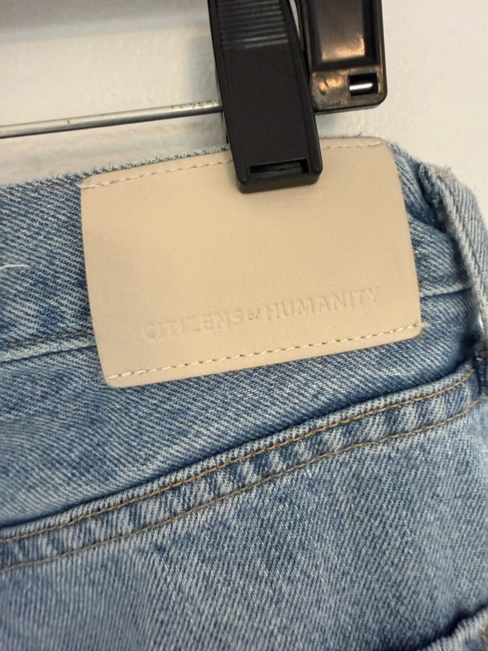 Citizens Of Humanity Jeans Ayla Baggy in Skylights Light Wash - Picture 5 of 10